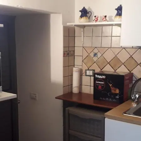 Szálloda Monolocale Quattro Posti *